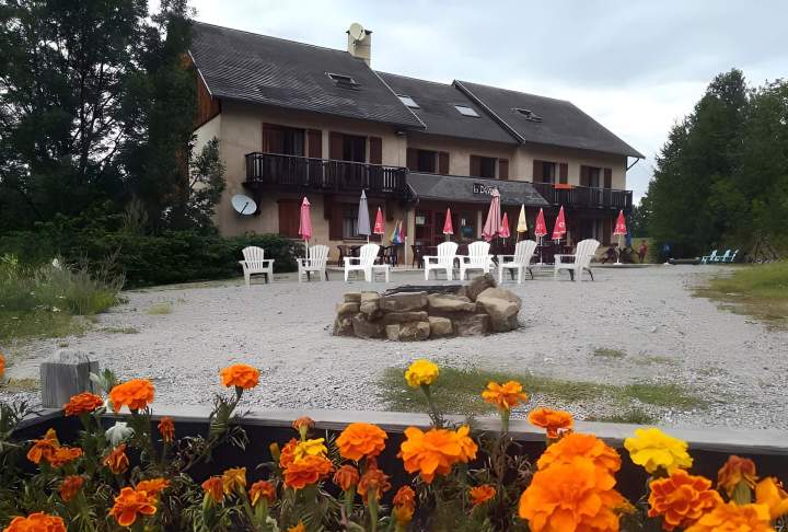 Entrée du Gîte de la Draye Crots